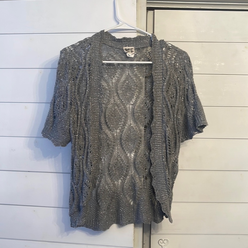 Short gray jacket